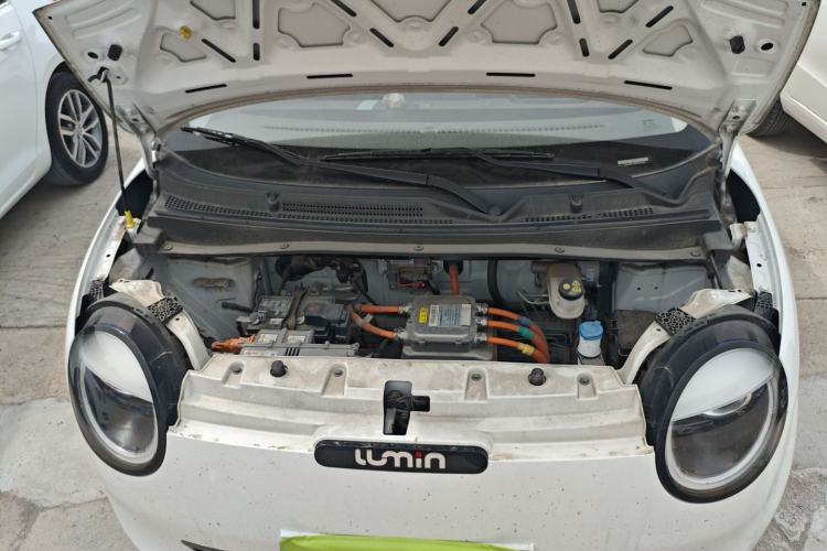 Used CHANGAN NEVO Lumin 2022 301km Honey-Sweet Version Engine Bay