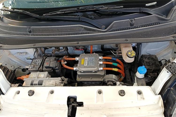 Used CHANGAN NEVO Lumin 2022 155 km – Refreshingly Sweet Edition Engine Bay
