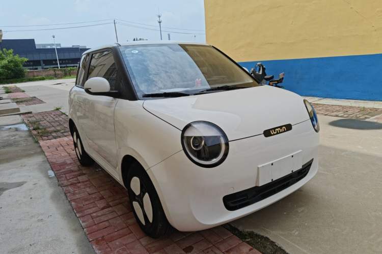 Used CHANGAN NEVO Lumin 2022 155 km – Refreshingly Sweet Edition Exterior 1
