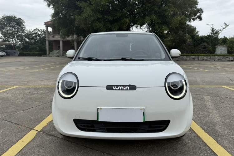 Used CHANGAN NEVO Lumin 2022 301km Honey-Sweet Version Exterior 1
