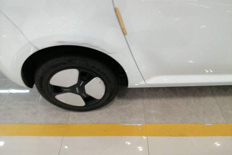 Used CHANGAN NEVO Lumin 2022 155 km – Refreshingly Sweet Edition Exterior 1
