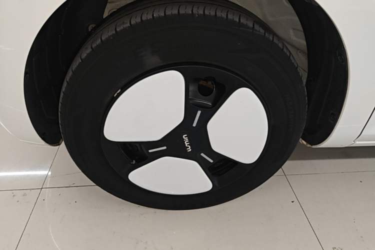 Used CHANGAN NEVO Lumin 2022 155 km – Refreshingly Sweet Edition Exterior 1