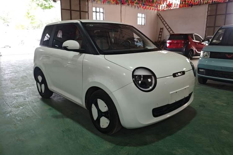 Used CHANGAN NEVO Lumin 2022 155 km – Refreshingly Sweet Edition Exterior 1