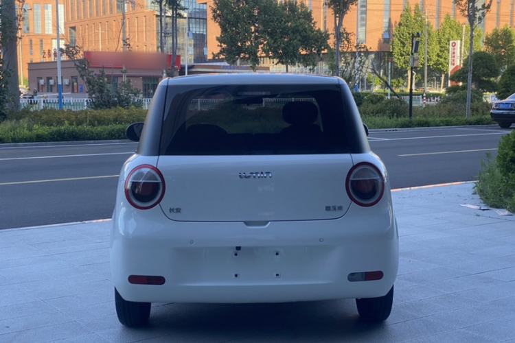Used CHANGAN NEVO Lumin 2022 155 km – Refreshingly Sweet Edition Exterior 1