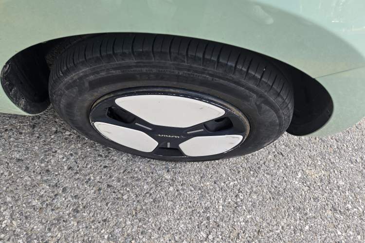 Used CHANGAN NEVO Lumin 2022 155 km – Refreshingly Sweet Edition Exterior 1
