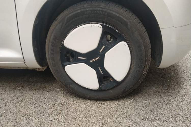 Used CHANGAN NEVO Lumin 2022 155 km – Refreshingly Sweet Edition Exterior 1