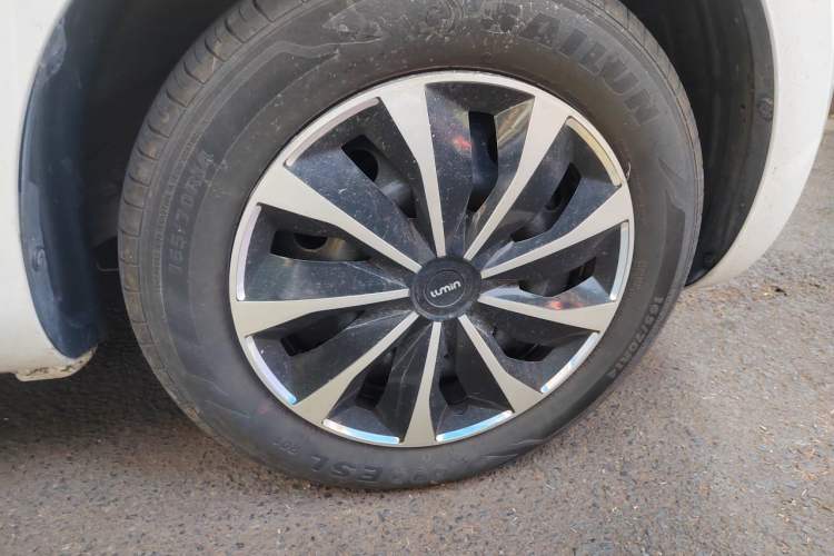 Used CHANGAN NEVO Lumin 2022 155 km – Refreshingly Sweet Edition Exterior 1
