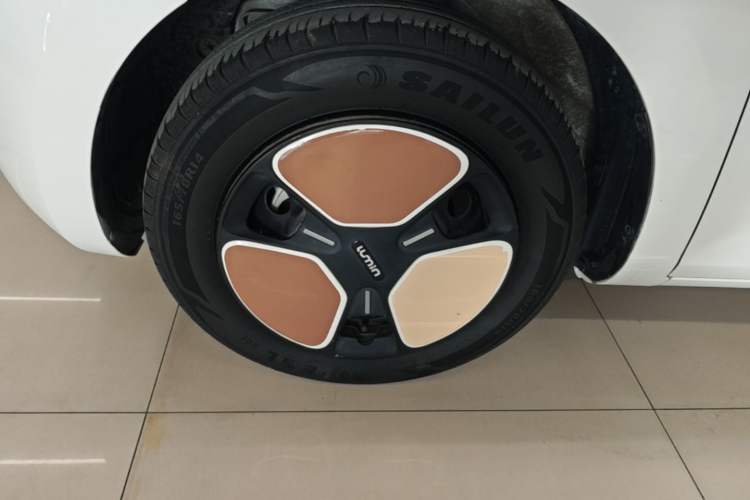 Used CHANGAN NEVO Lumin 2022 210km Sweet Edition Exterior 1