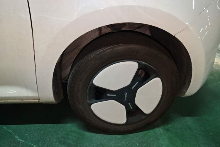 Used CHANGAN NEVO Lumin 2022 210km Sweet Edition Exterior 1