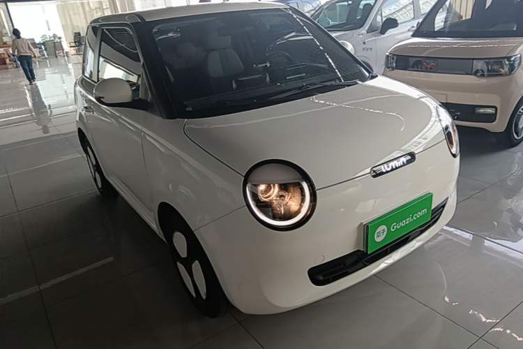 Used CHANGAN NEVO Lumin 2022 210km Sweet Edition Exterior 1
