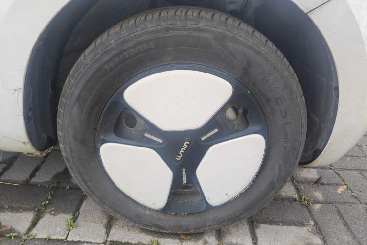 Used CHANGAN NEVO Lumin 2022 155 km – Refreshingly Sweet Edition Exterior 1