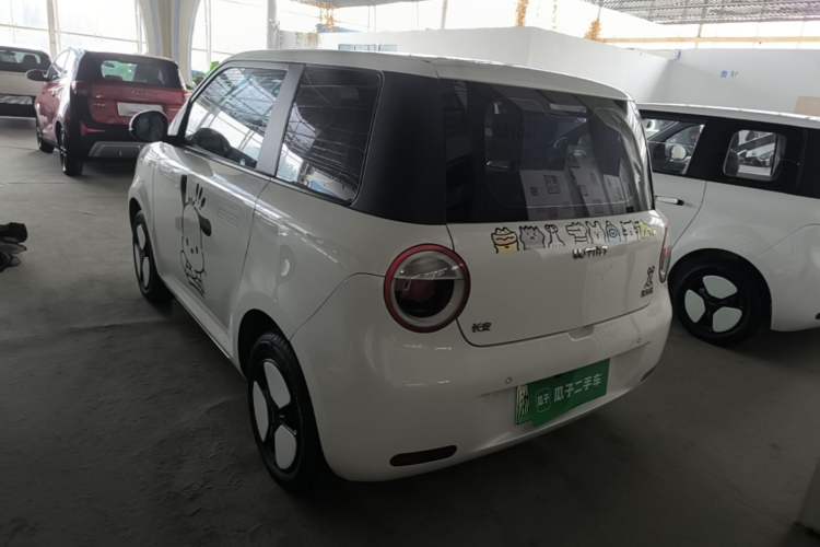 Used CHANGAN NEVO Lumin 2022 210km Sweet Edition Exterior 2