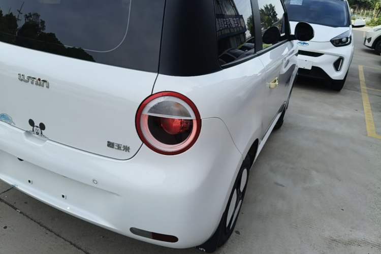 Used CHANGAN NEVO Lumin 2022 155 km – Refreshingly Sweet Edition Exterior 3