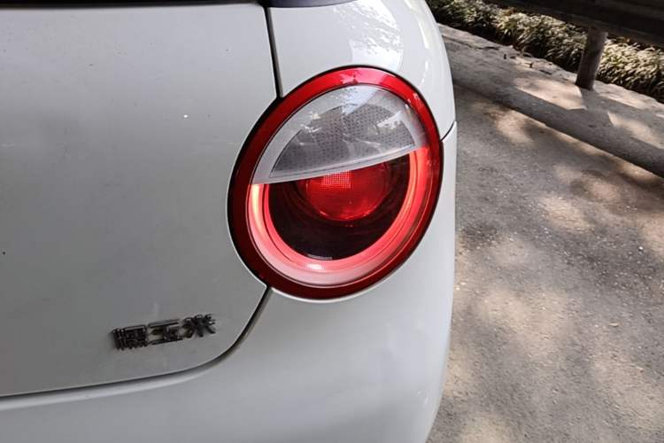 Used CHANGAN NEVO Lumin 2022 210km Sweet Edition Exterior 3