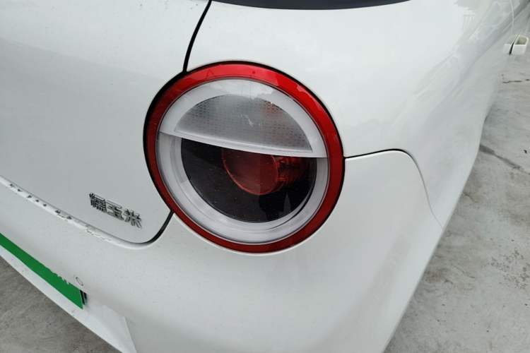Used CHANGAN NEVO Lumin 2022 155 km – Refreshingly Sweet Edition Exterior 3