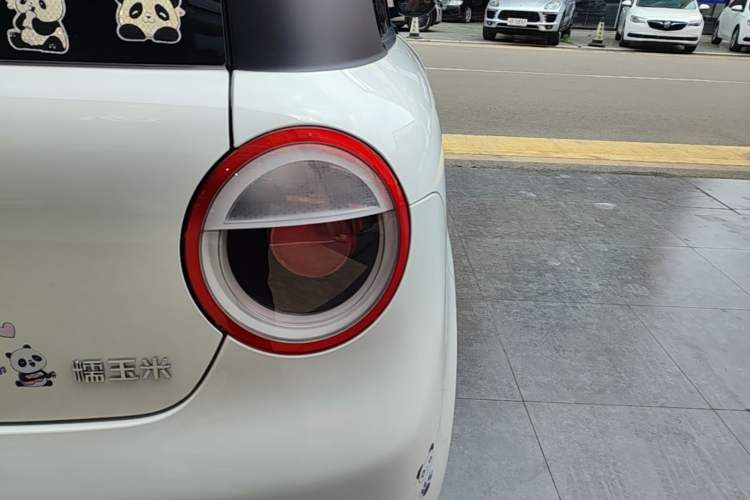 Used CHANGAN NEVO Lumin 2022 210km Sweet Edition Exterior 3
