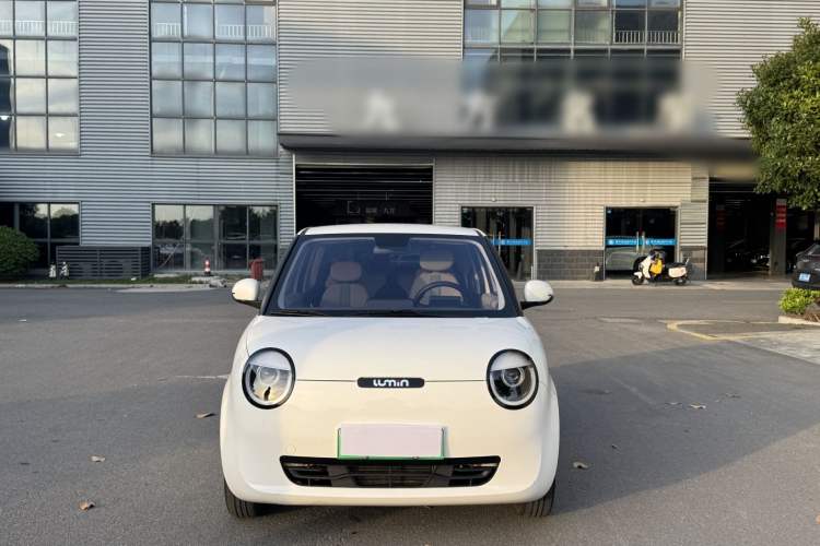 Used CHANGAN NEVO Lumin 2022 155 km – Refreshingly Sweet Edition Exterior 4
