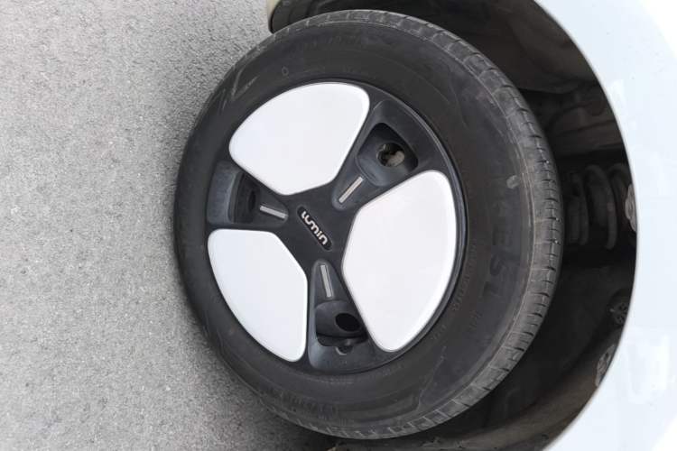 Used CHANGAN NEVO Lumin 2022 210km Sweet Edition Exterior 4