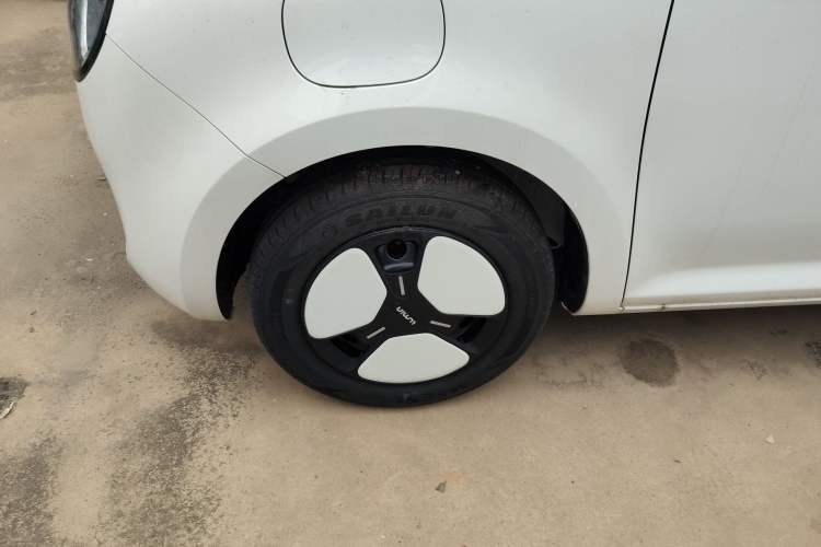 Used CHANGAN NEVO Lumin 2022 301km Honey-Sweet Version Exterior 4