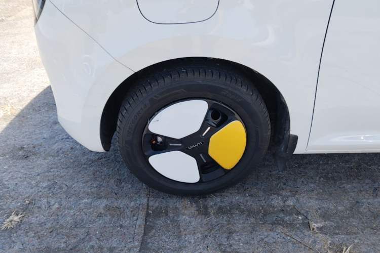 Used CHANGAN NEVO Lumin 2022 210km Sweet Edition Exterior 4
