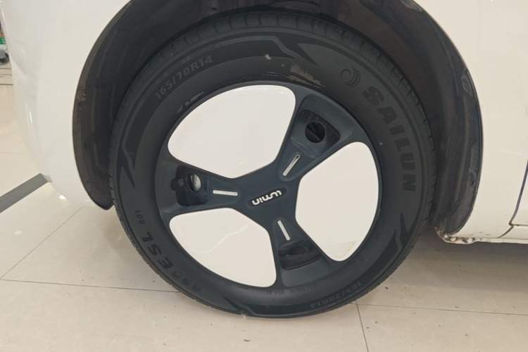 Used CHANGAN NEVO Lumin 2022 155 km – Refreshingly Sweet Edition Exterior 4