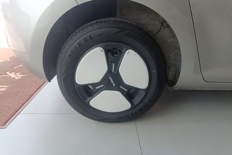 Used CHANGAN NEVO Lumin 2022 155 km – Refreshingly Sweet Edition Exterior 5