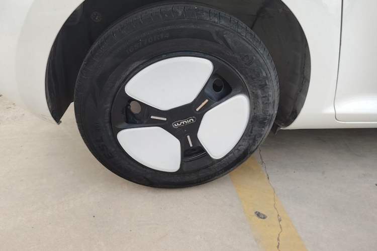 Used CHANGAN NEVO Lumin 2022 155 km – Refreshingly Sweet Edition Exterior 5