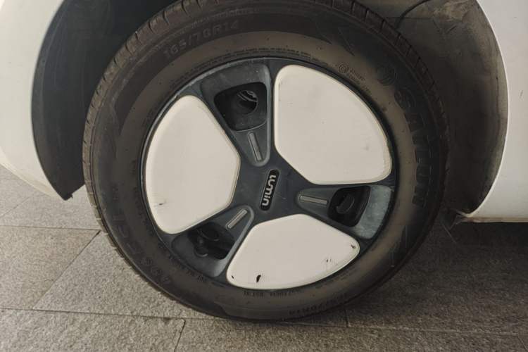 Used CHANGAN NEVO Lumin 2022 210km Sweet Edition Exterior 5