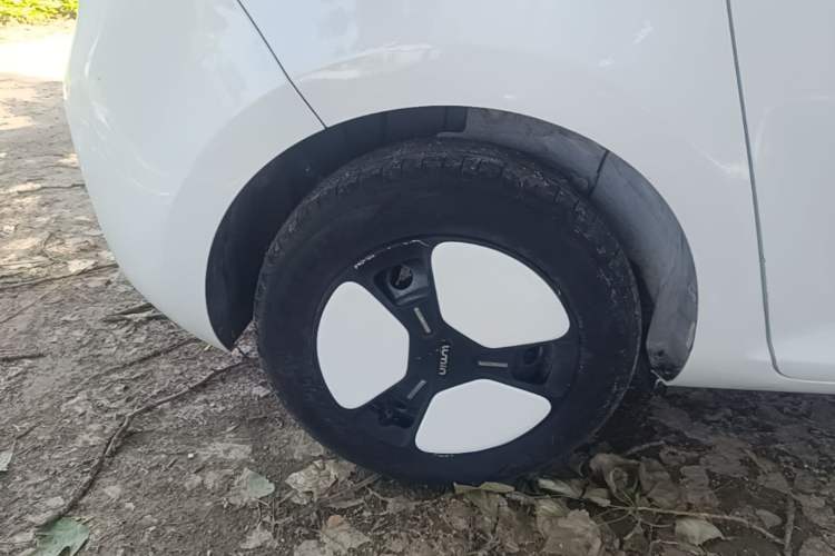 Used CHANGAN NEVO Lumin 2022 155 km – Refreshingly Sweet Edition Exterior 5