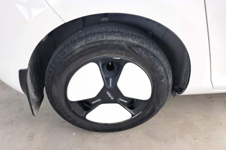 Used CHANGAN NEVO Lumin 2022 210km Sweet Edition Exterior 5