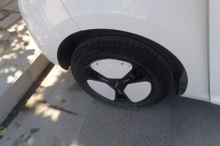 Used CHANGAN NEVO Lumin 2022 155 km – Refreshingly Sweet Edition Exterior 5