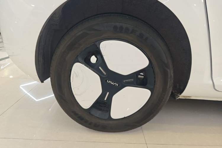 Used CHANGAN NEVO Lumin 2022 155 km – Refreshingly Sweet Edition Exterior 5