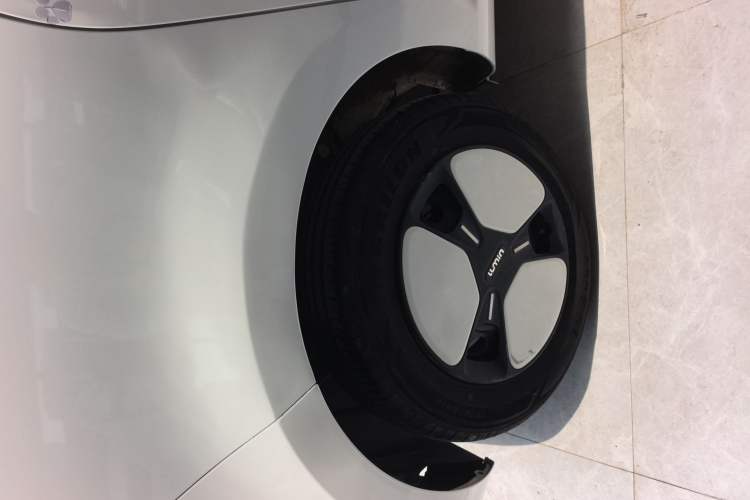 Used CHANGAN NEVO Lumin 2022 210km Sweet Edition Exterior 5