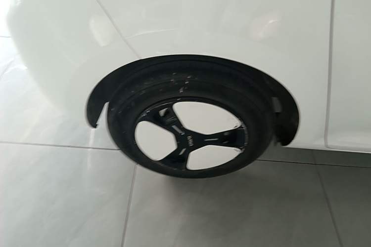 Used CHANGAN NEVO Lumin 2022 210km Sweet Edition Exterior 5