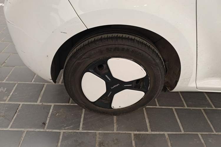 Used CHANGAN NEVO Lumin 2022 210km Sweet Edition Exterior 5
