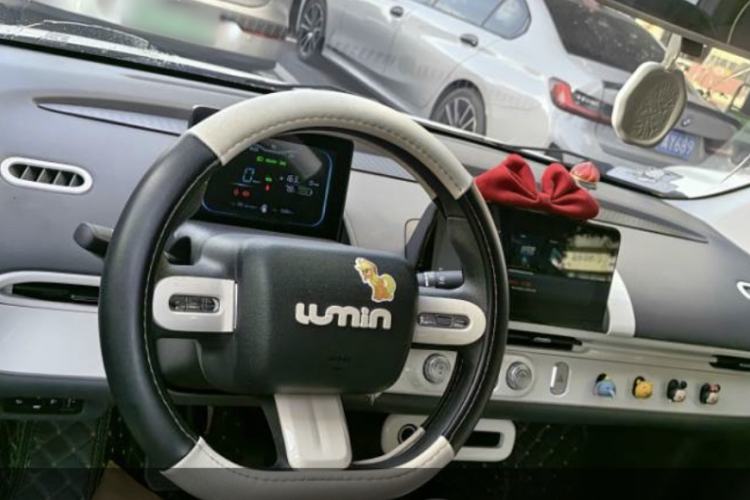 Used CHANGAN NEVO Lumin 2022 210km Sweet Edition Exterior 6