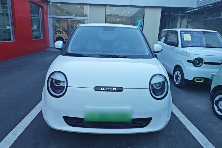 Used CHANGAN NEVO Lumin 2022 155 km – Refreshingly Sweet Edition Front