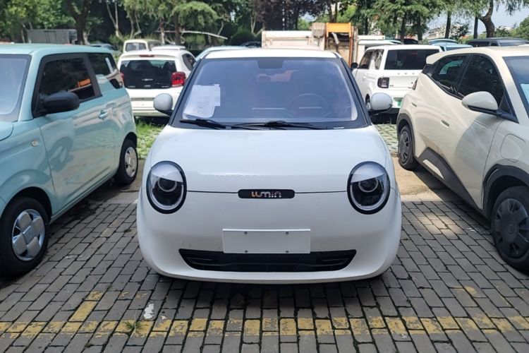 Used CHANGAN NEVO Lumin 2022 155 km – Refreshingly Sweet Edition Front
