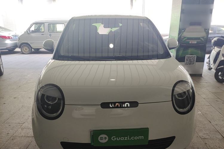 Used CHANGAN NEVO Lumin 2022 155 km – Refreshingly Sweet Edition Front