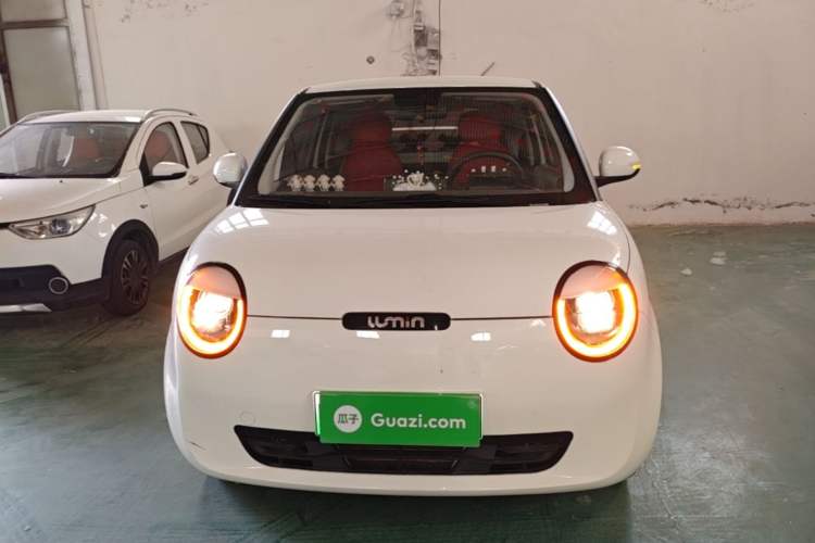 Used CHANGAN NEVO Lumin 2022 155 km – Refreshingly Sweet Edition Front