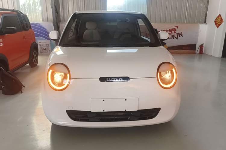 Used CHANGAN NEVO Lumin 2022 155 km – Refreshingly Sweet Edition Front
