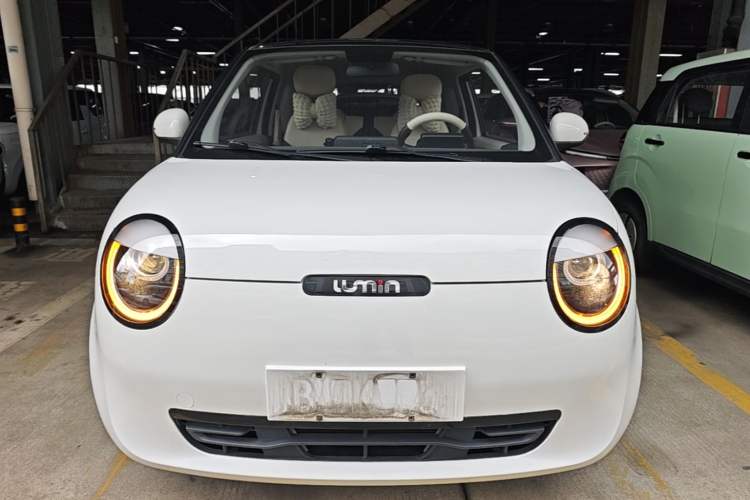 Used CHANGAN NEVO Lumin 2022 210km Sweet Edition Front