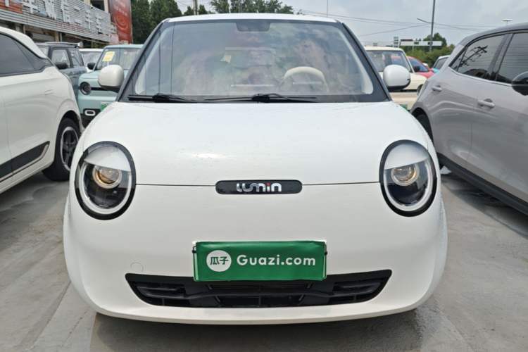 Used CHANGAN NEVO Lumin 2022 155 km – Refreshingly Sweet Edition Front