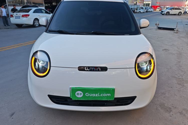 Used CHANGAN NEVO Lumin 2022 155 km – Refreshingly Sweet Edition Front