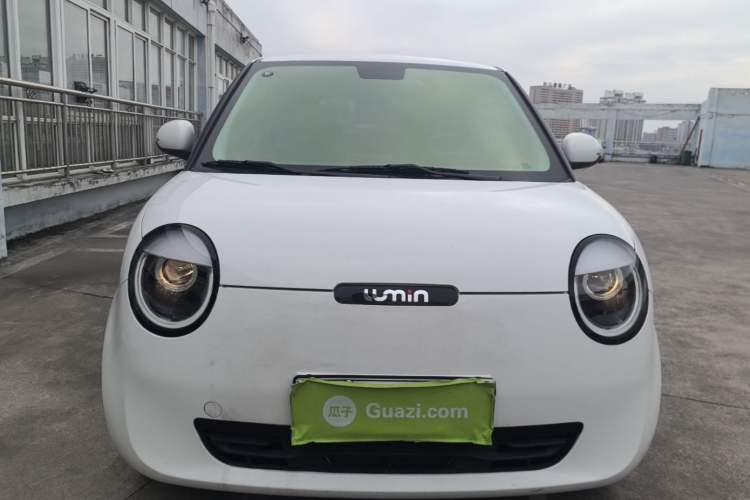 Used CHANGAN NEVO Lumin 2022 155 km – Refreshingly Sweet Edition Front