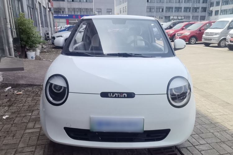 Used CHANGAN NEVO Lumin 2022 155 km – Refreshingly Sweet Edition Front