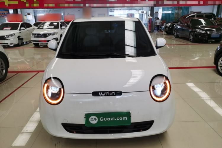 Used CHANGAN NEVO Lumin 2022 155 km – Refreshingly Sweet Edition Front