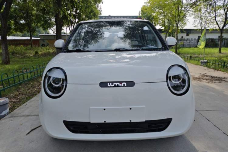 Used CHANGAN NEVO Lumin 2022 155 km – Refreshingly Sweet Edition Front