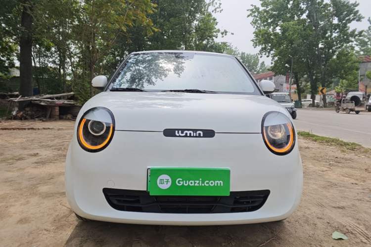 Used CHANGAN NEVO Lumin 2022 155 km – Refreshingly Sweet Edition Front