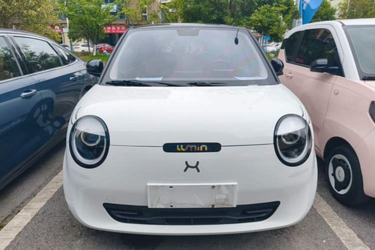Used CHANGAN NEVO Lumin 2022 155 km – Refreshingly Sweet Edition Front
